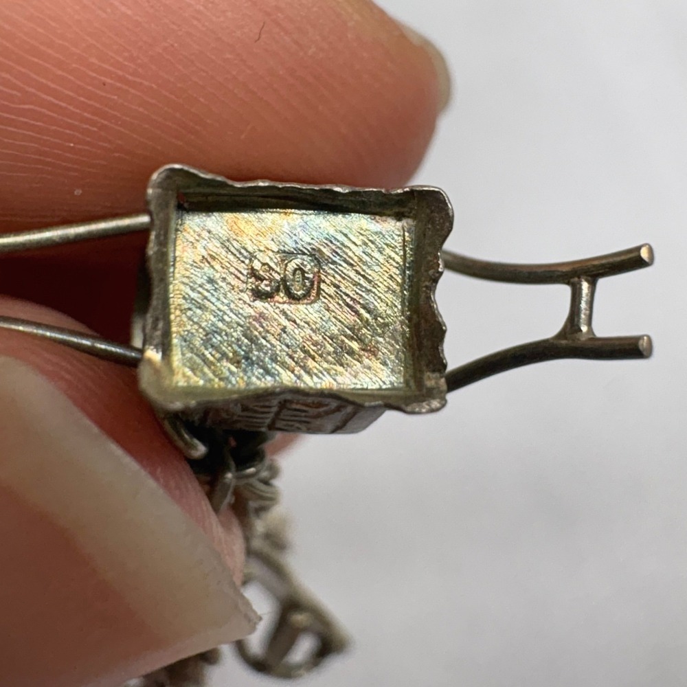 Vintage Chinese Export Silver 12 Charm Bracelet OS Silver Fair Articulated Fish - Picture 13 of 16